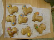 Pečení velikonočních perníčků